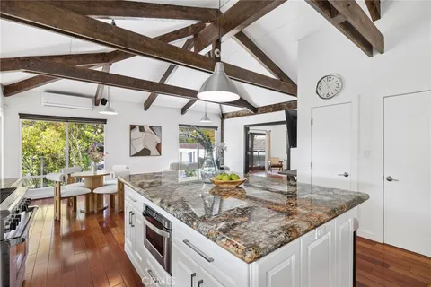 $2,669,000 | 10255 Overhill Drive, Santa Ana, CA 92705