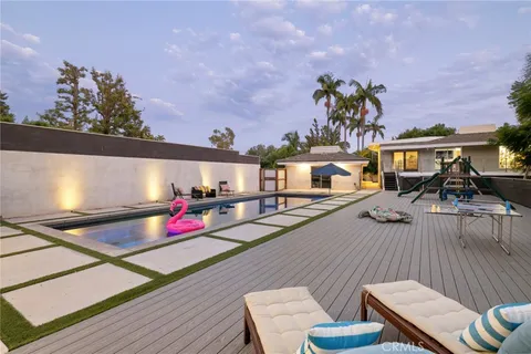 $2,669,000 | 10255 Overhill Drive, Santa Ana, CA 92705