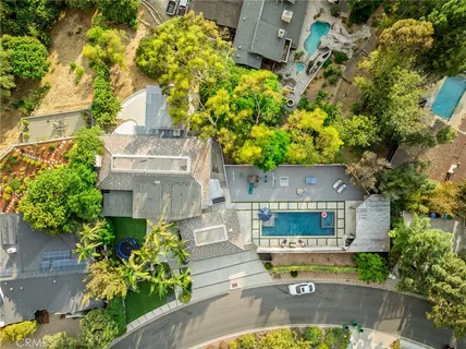 $2,669,000 | 10255 Overhill Drive, Santa Ana, CA 92705