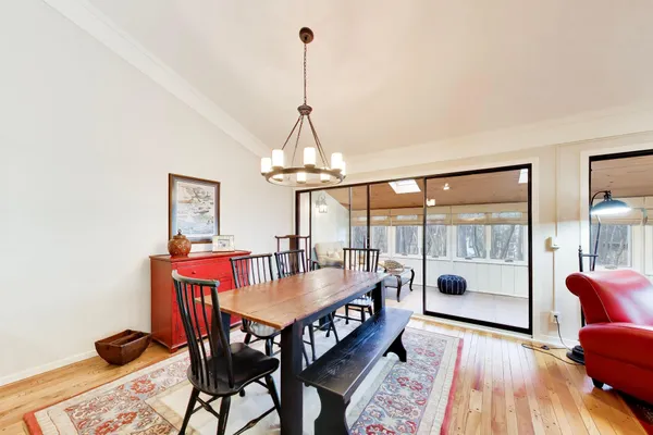 $659,900 | 519 Bristol Oak Court, Unit D, Fontana, WI 53125