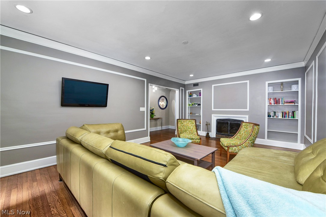 2511 Overlook Road, Unit 8 Cleveland, OH 44106 - Photo 8 of 31 Gallery Image 8
