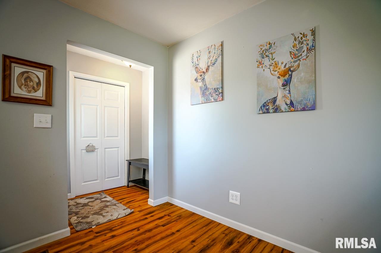 7893 Old State Rte 121 Hopedale, IL 61747 - Photo 17 of 37 Gallery Image 17