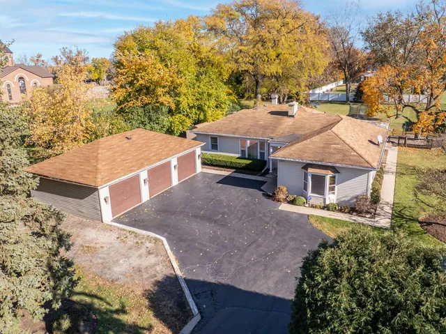 $695,000 | 1615 Greenwood Road, Glenview, IL 60026