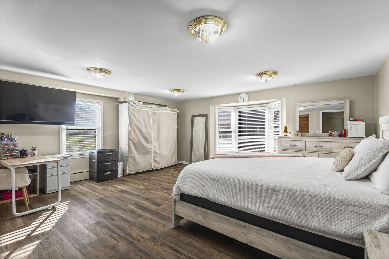 1615 Greenwood Road Glenview, IL 60026 - Photo 26 of 39