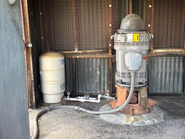 Bagley Road Haines City, FL 33844 - Photo 5 of 6 a view of a wooden door