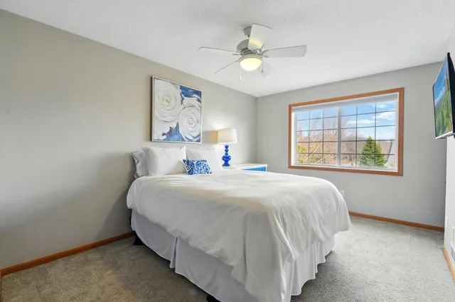 $289,000 | 324 Willoughby Way West, Minnetonka, MN 55305