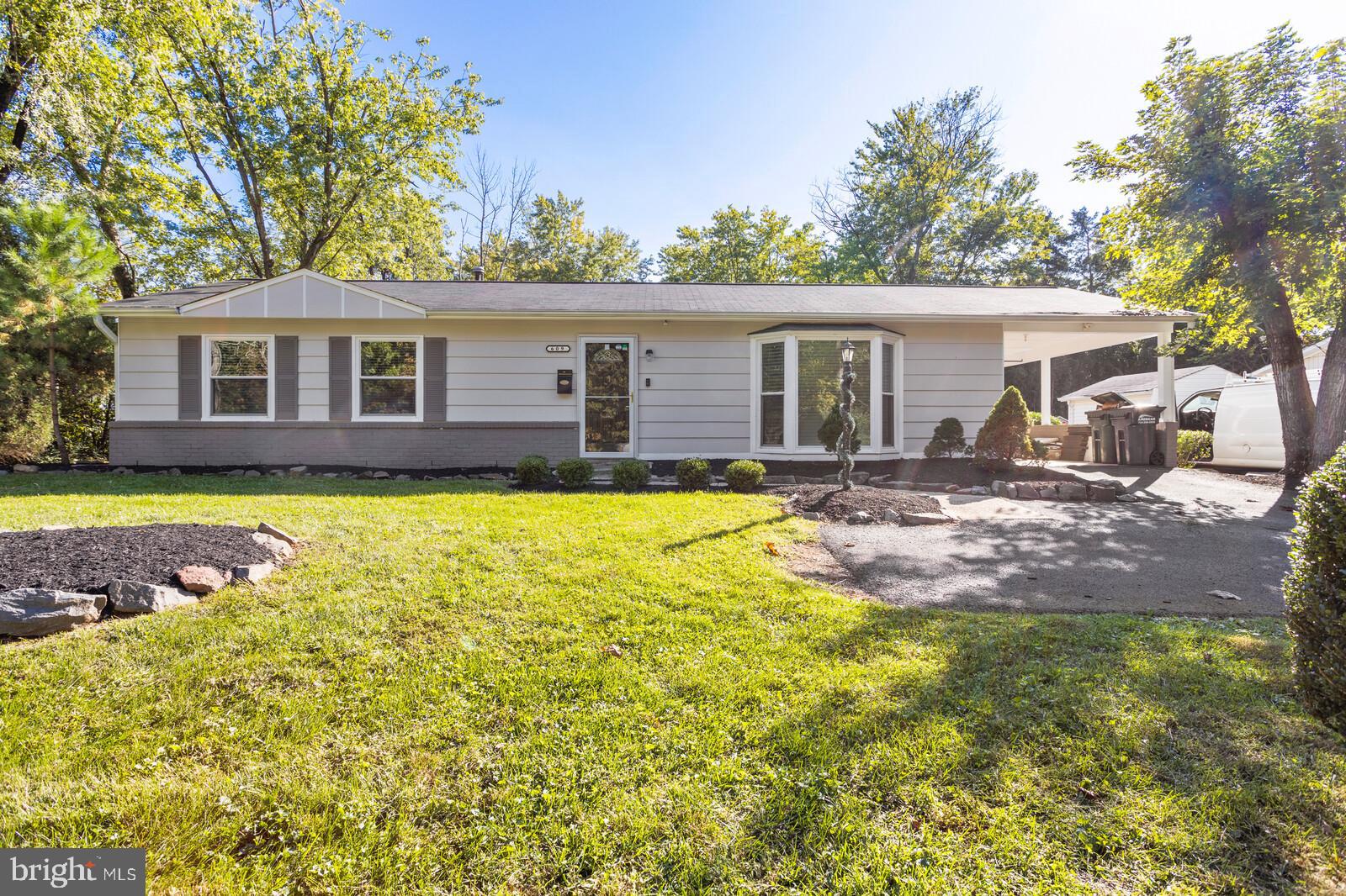 609 West Church Road Sterling, VA 20164 - Photo 2 of 23 Gallery Image 2