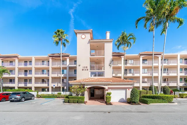 $325,000 | 6149 Pointe Regal Circle, Unit 108, Delray Beach, FL 33484