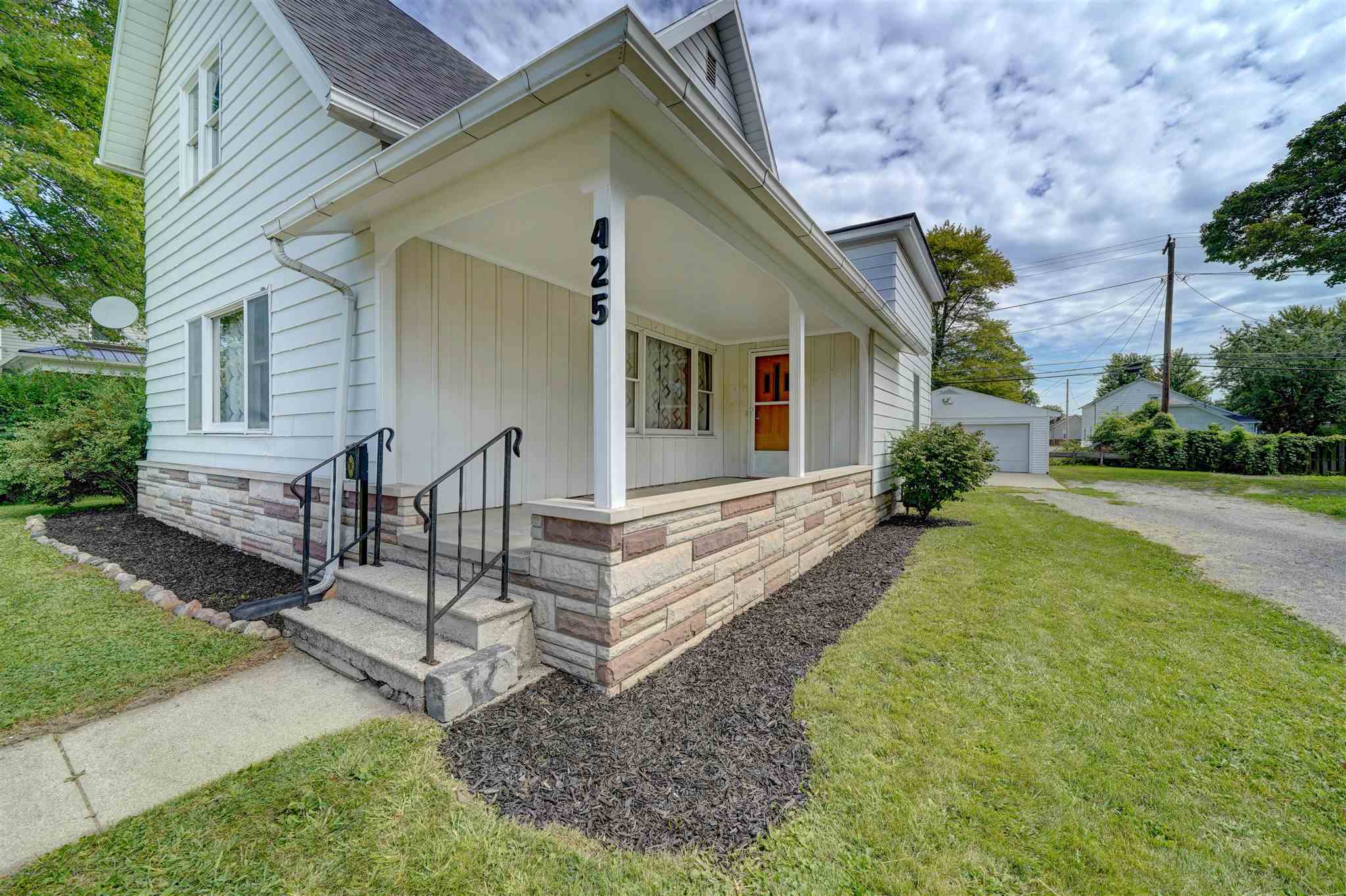 425 North Broadway Street Butler, IN 46721 - Photo 2 of 35