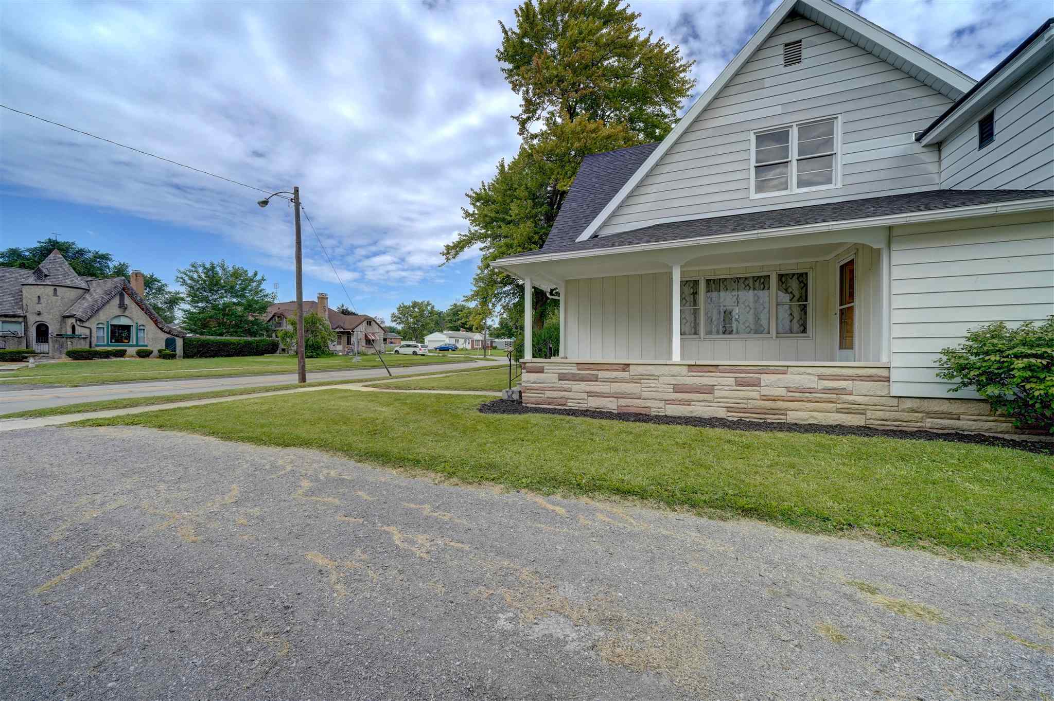 425 North Broadway Street Butler, IN 46721 - Photo 4 of 35