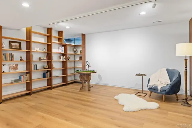 $17,000 | 2614 Costebelle Drive, La Jolla, CA 92037