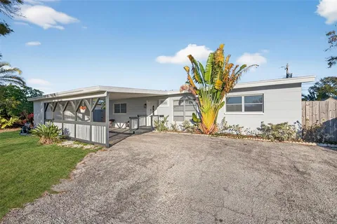 $489,900 | 3301 70th Lane North, St. Petersburg, FL 33710