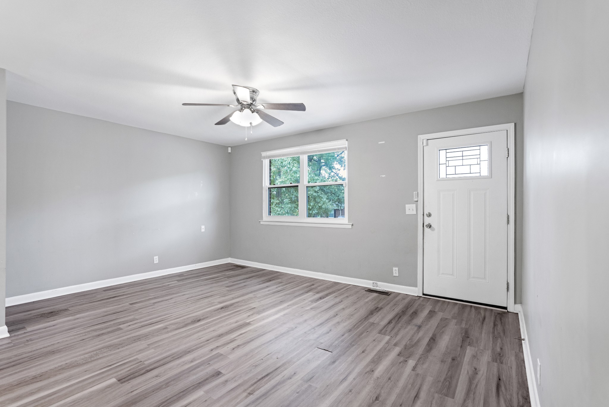 1579 Boxcroft Road Clarksville, TN 37042 - Photo 5 of 28 Gallery Image 5