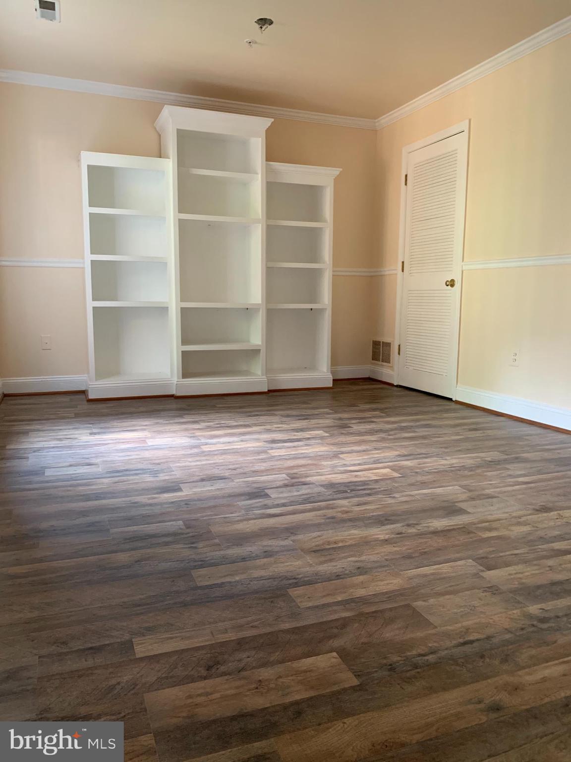 14032 Rockingham Road Germantown, MD 20874 - Photo 2 of 7 Gallery Image 2