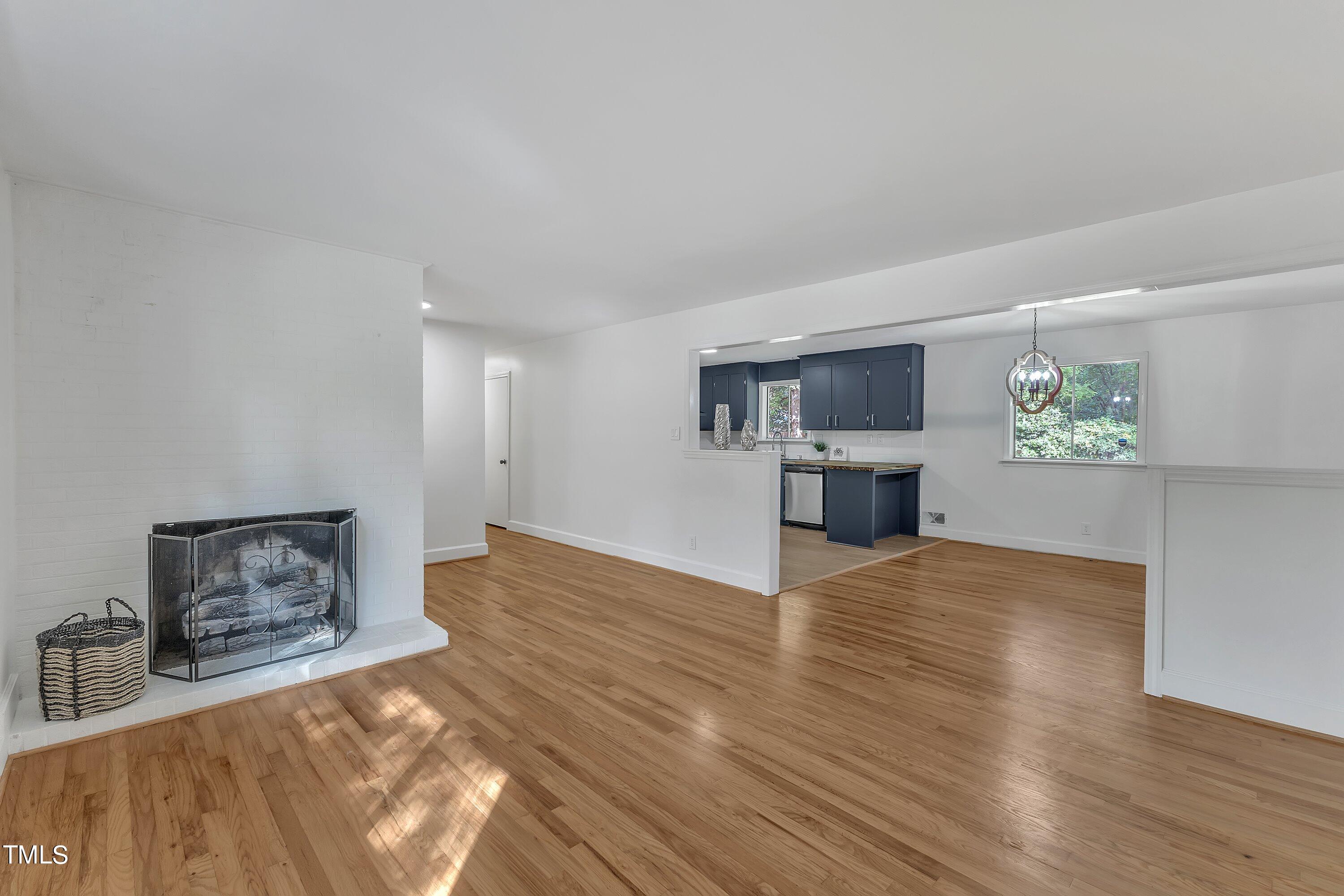 3317 Scott Drive Raleigh, NC 27604 - Photo 6 of 29 06-3317 Scott Dr-6