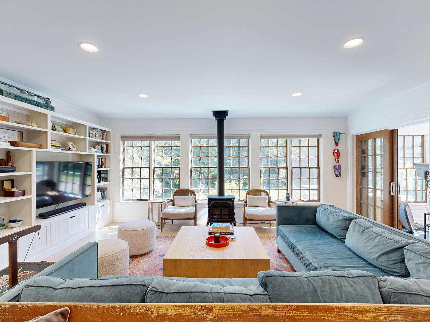 12 Pearl Street Camden, ME 04843 - Photo 17 of 79 Living Area (1)