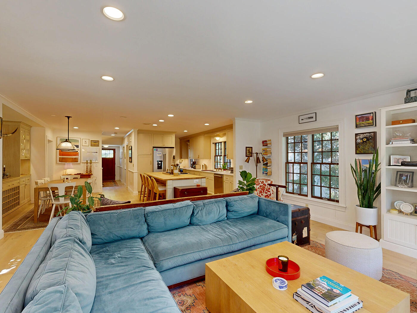 12 Pearl Street Camden, ME 04843 - Photo 19 of 79 Living Area (6)