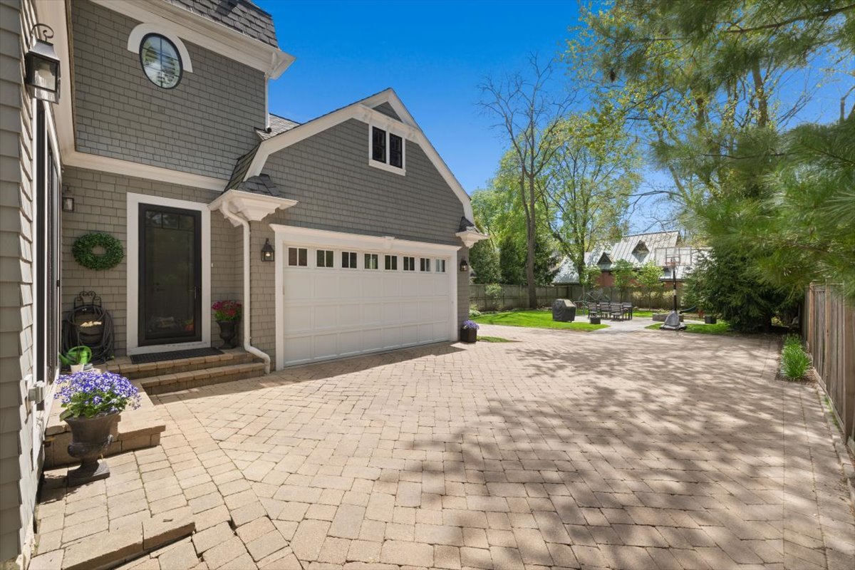 1482 Edgewood Lane Winnetka, IL 60093 - Photo 50 of 58