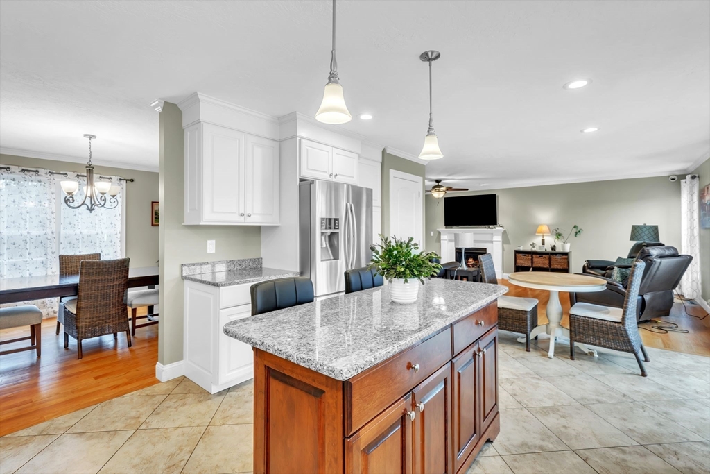 253 Montgomery Road Westfield, MA 01085 - Photo 13 of 41 Gallery Image 13