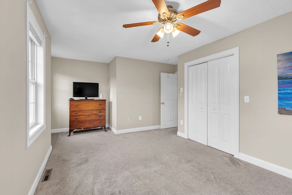 253 Montgomery Road Westfield, MA 01085 - Photo 25 of 41 Gallery Image 25