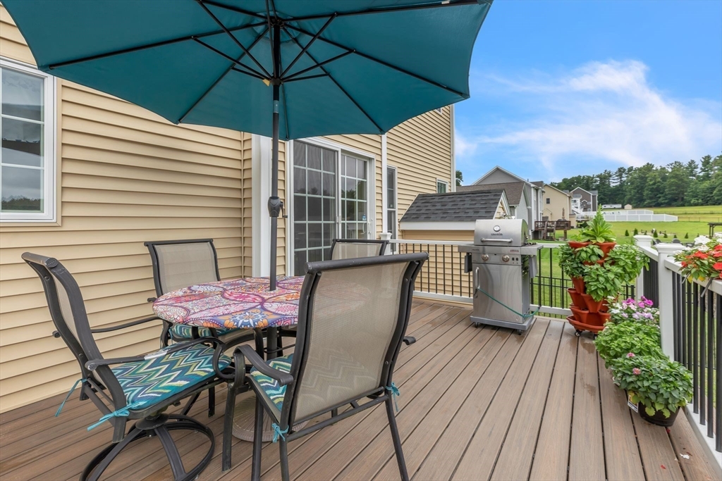 253 Montgomery Road Westfield, MA 01085 - Photo 29 of 41 Gallery Image 29