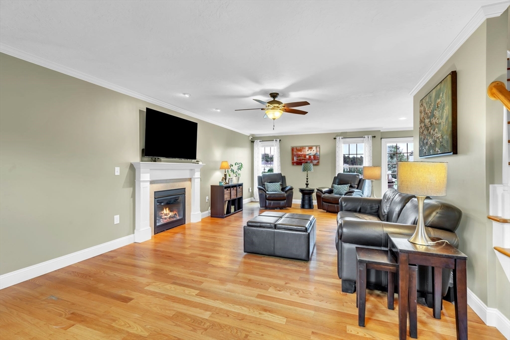 253 Montgomery Road Westfield, MA 01085 - Photo 6 of 41 Gallery Image 6