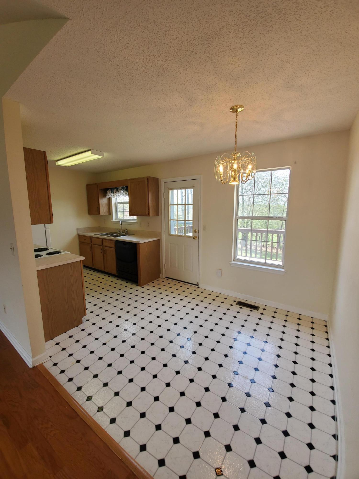 2455 Saunders Road Ringgold, GA 30736 - Photo 7 of 16 20200327_133323