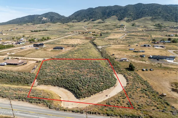 $70,000 | 0 Modoc Avenue, Tehachapi, CA 93561