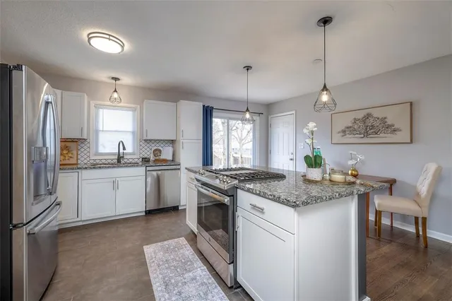 $375,000 | 9105 Reeder Drive, Overland Park, KS 66214