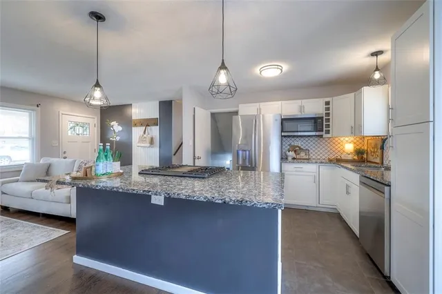 $375,000 | 9105 Reeder Drive, Overland Park, KS 66214