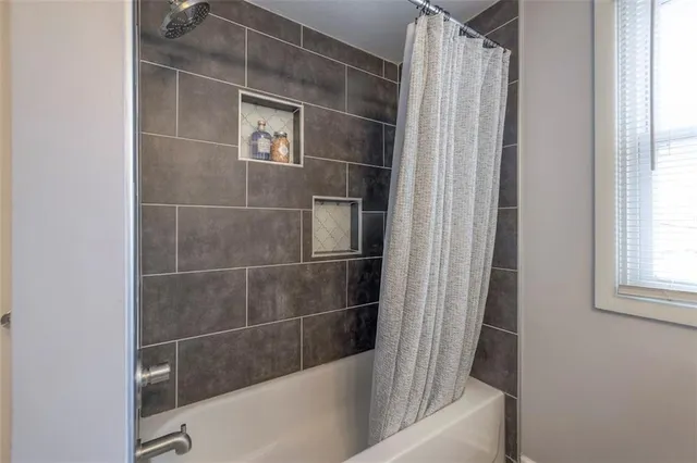 $375,000 | 9105 Reeder Drive, Overland Park, KS 66214