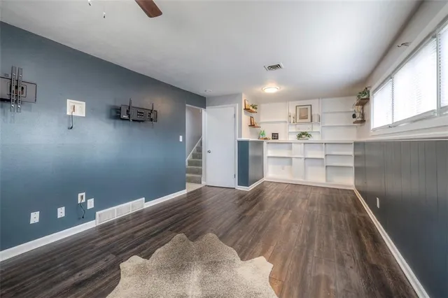 $375,000 | 9105 Reeder Drive, Overland Park, KS 66214