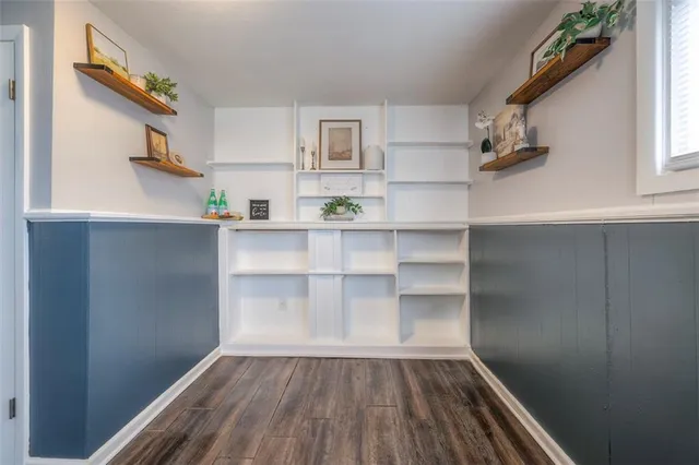 $375,000 | 9105 Reeder Drive, Overland Park, KS 66214