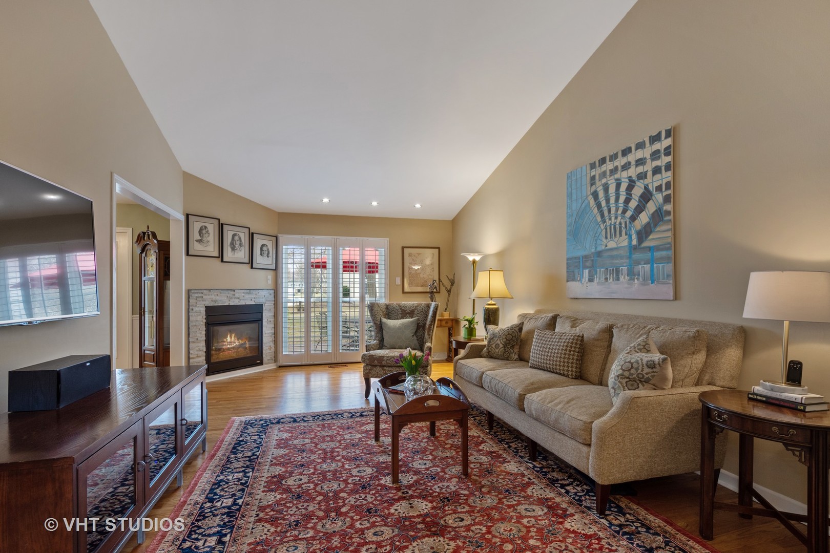 993 Marlborough Road Barrington, IL 60010 - Photo 2 of 21