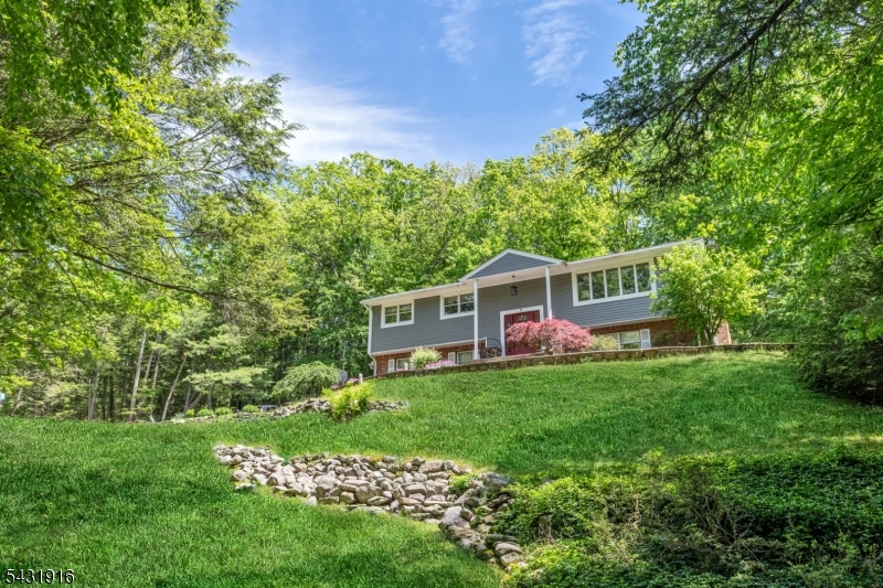 19 Rabbit Run West Milford, NJ 07435 - Photo 2 of 31