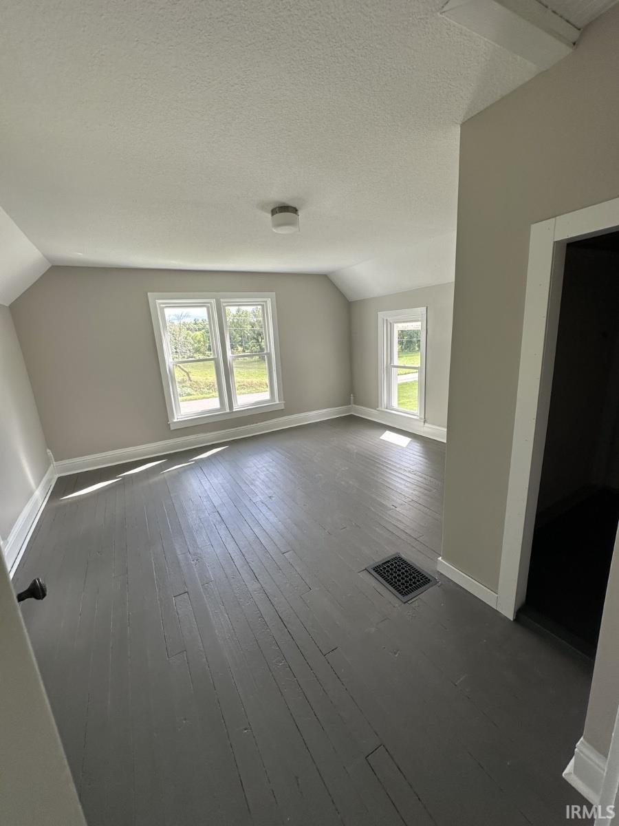 5010 West 100 North Angola, IN 46703 - Photo 17 of 31