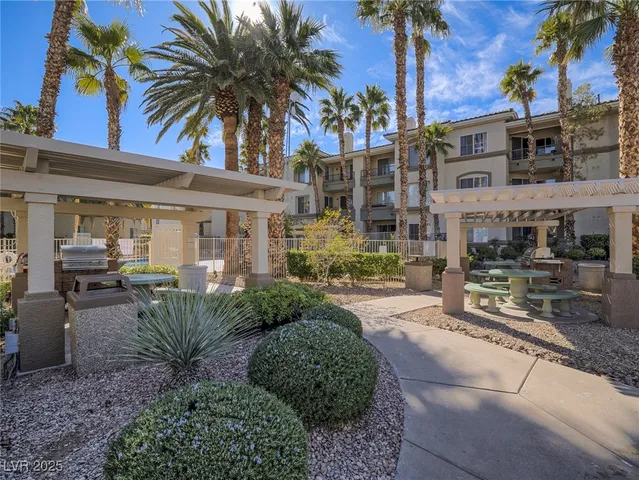 $197,500 | 7111 South Durango Drive, Unit 305, Las Vegas, NV 89113