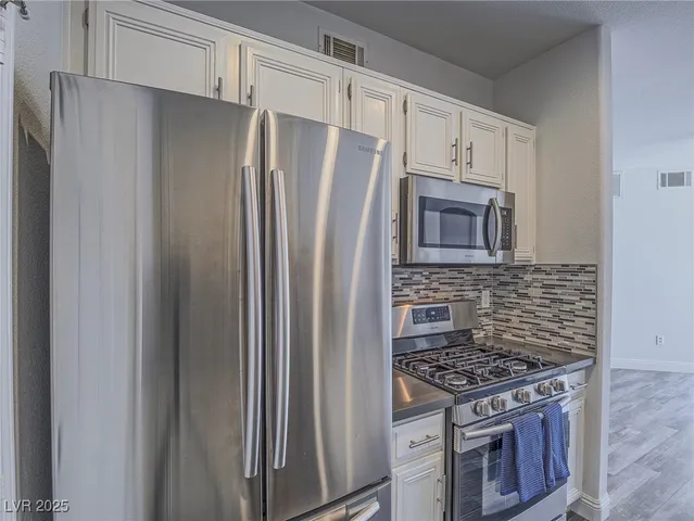 $197,500 | 7111 South Durango Drive, Unit 305, Las Vegas, NV 89113