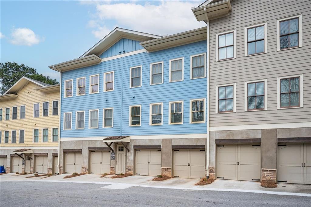 1628 Briarcliff Road Northeast, Unit 9 Atlanta, GA 30306 - Photo 2 of 25 a front view of a building