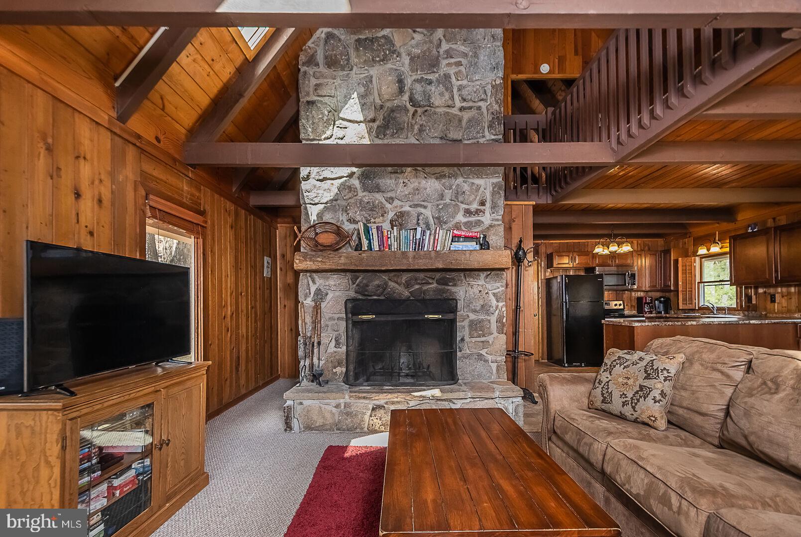 1544 Stockslager Road Oakland, MD 21550 - Photo 4 of 40