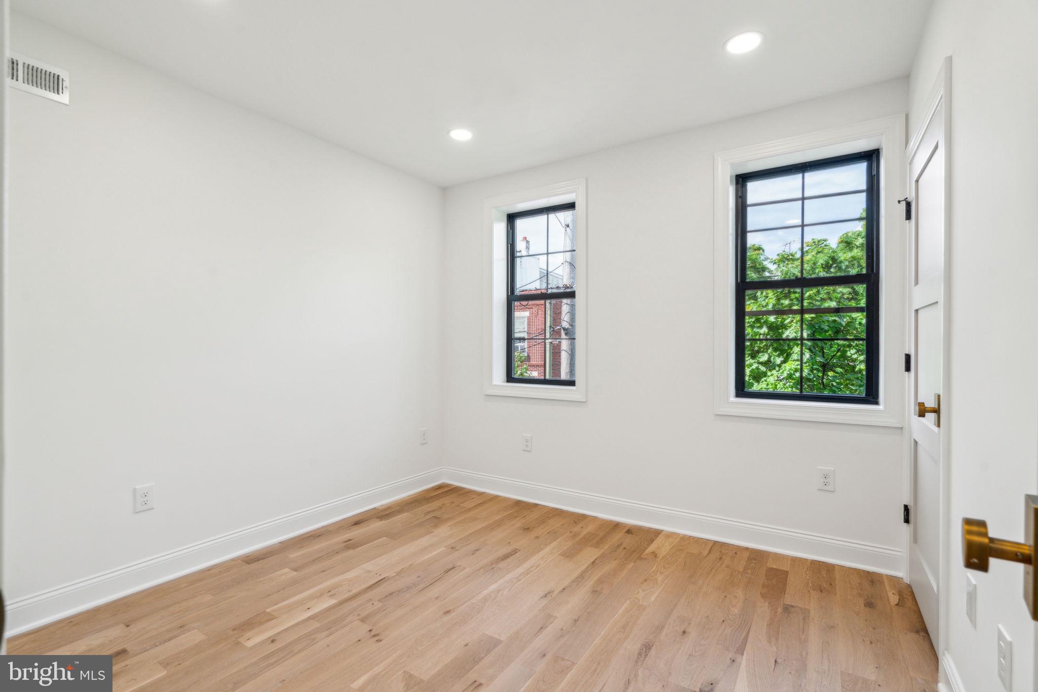 826 Tasker Street Philadelphia, PA 19148 - Photo 31 of 45 Gallery Image 31
