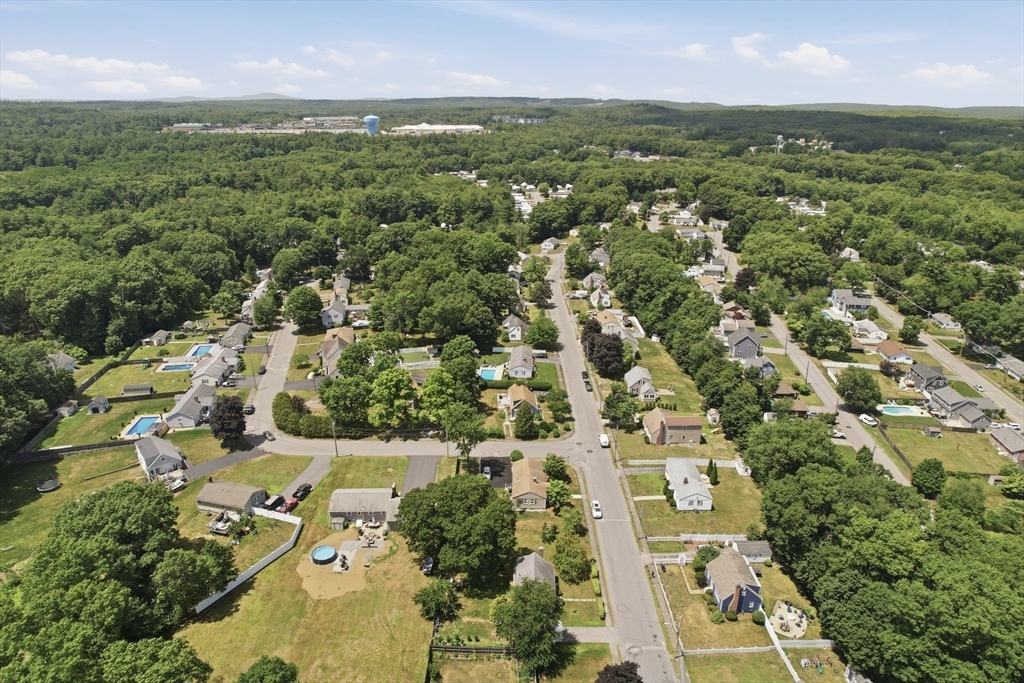 6 Meadowbrook Road Hudson, MA 01749 - Photo 35 of 39