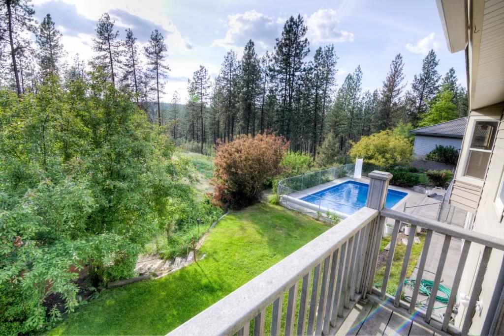 2703 East Golden Road Spokane, WA 99208 - Photo 2 of 20