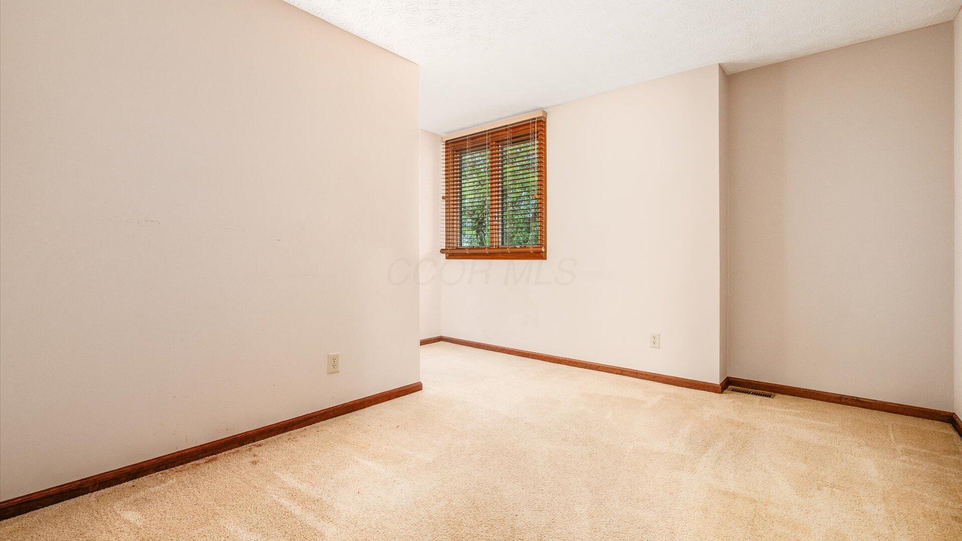 11841 Milnor Road Pickerington, OH 43147 - Photo 25 of 37 33-z 11841 Milnor061