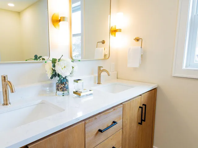 $1,049,000 | 3220 Aquila Lane South, St. Louis Park, MN 55426