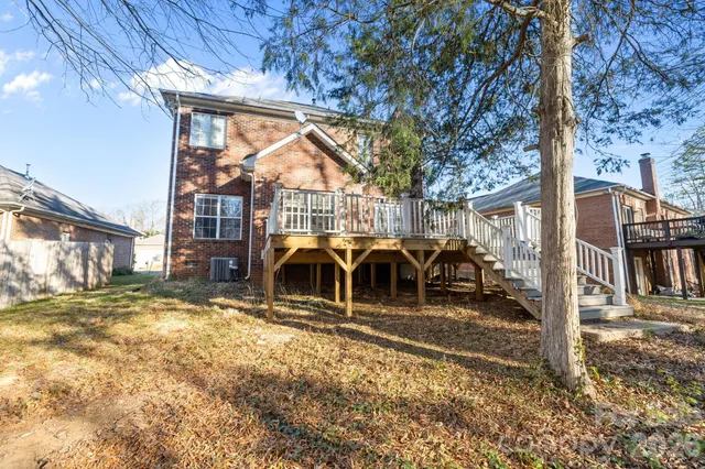 $370,000 | 7132 Brighton Brook Drive, Charlotte, NC 28212