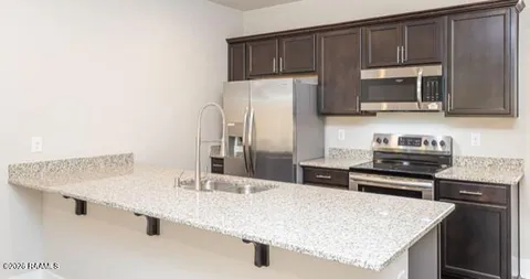 $245,999 | 103 Maplebrook Way, Youngsville, LA 70592