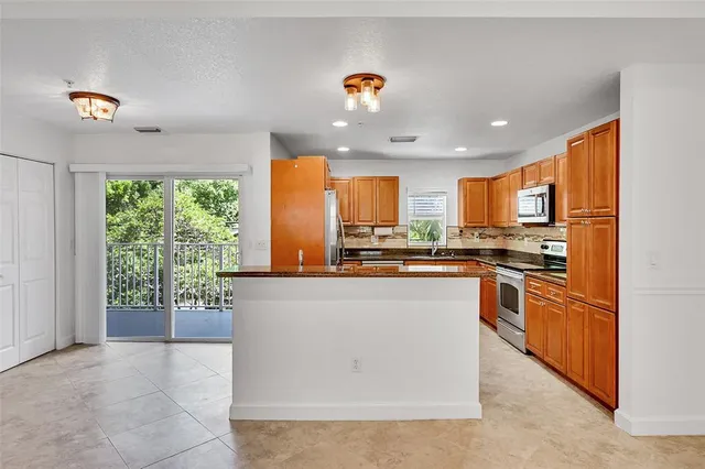 $499,000 | 453 Northeast 1st Street, Pompano Beach, FL 33060