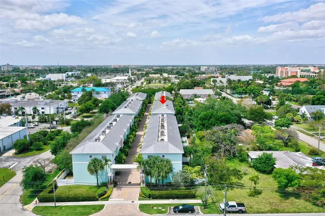 $534,999 | 453 Northeast 1st Street, Pompano Beach, FL 33060