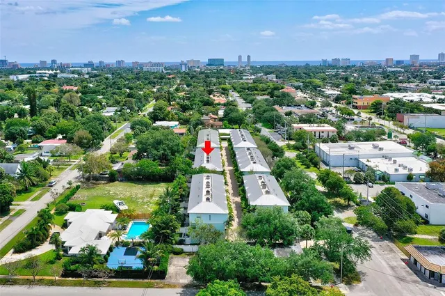 $499,000 | 453 Northeast 1st Street, Pompano Beach, FL 33060